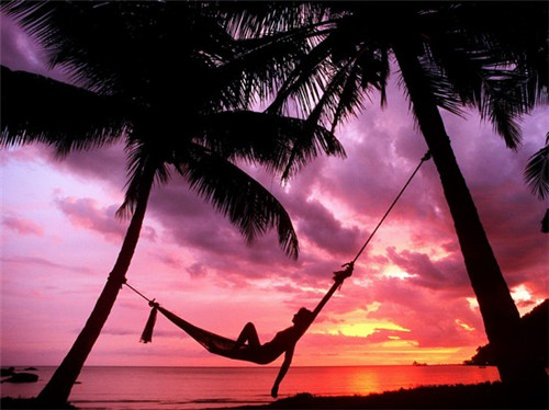 连江县加盟一个榴莲干品牌店需要多少钱，榴莲美食加盟