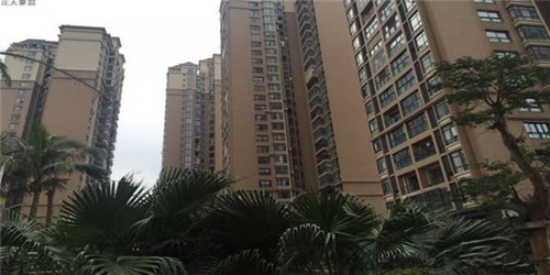 丹寨球场哪里好玩（丹寨足球）